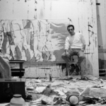 Mario Schifano nel suo studio