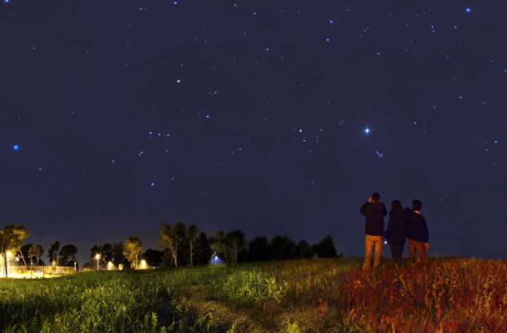 La stella più brillante nel cielo notturno della Terra: ecco qual è